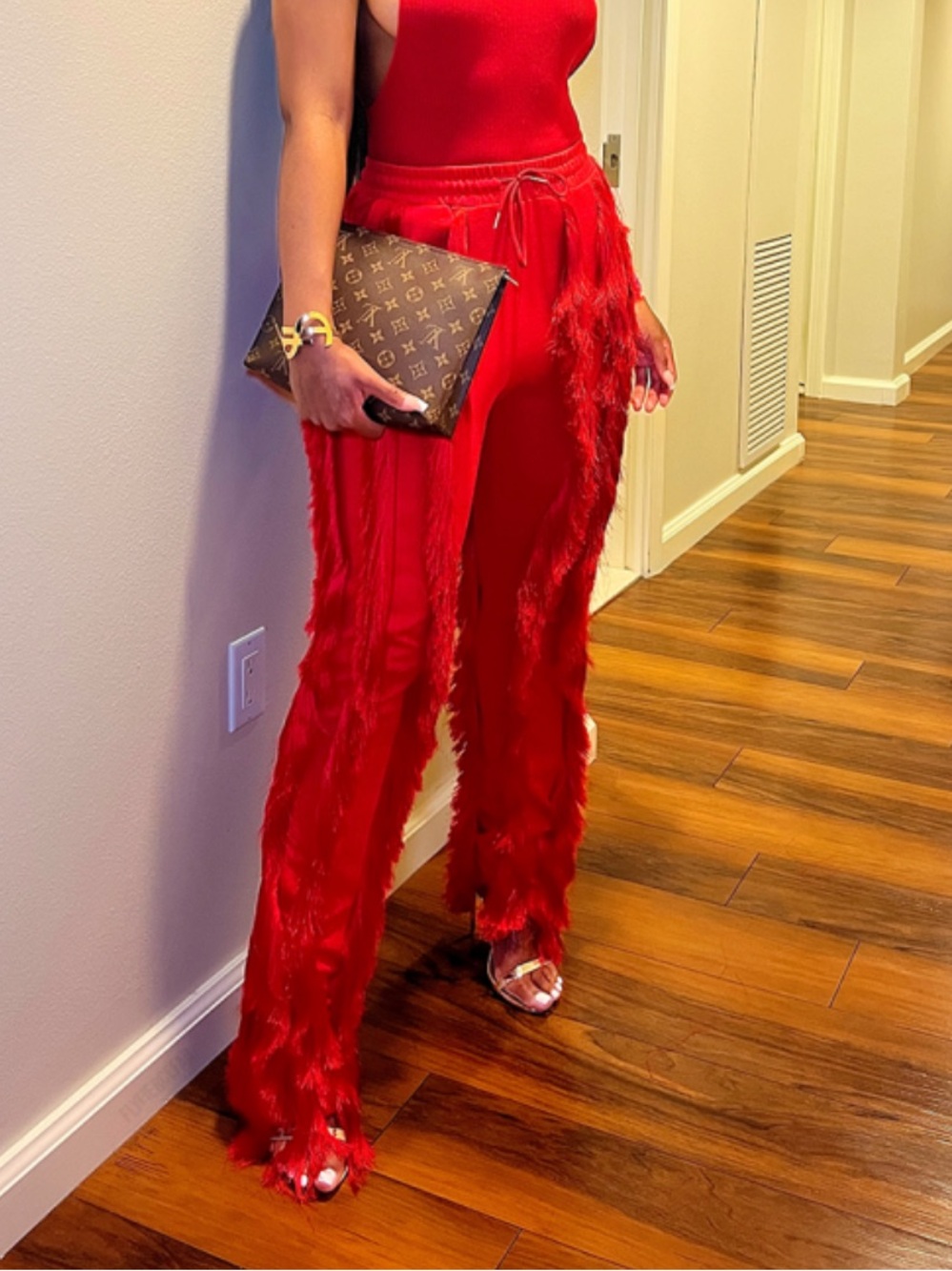 RARE NWT Minaa Monroe Red Fringe Pants Size Medium ❤️ - Picture 2 of 3